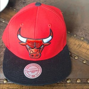 Red Chicago Bulls hat